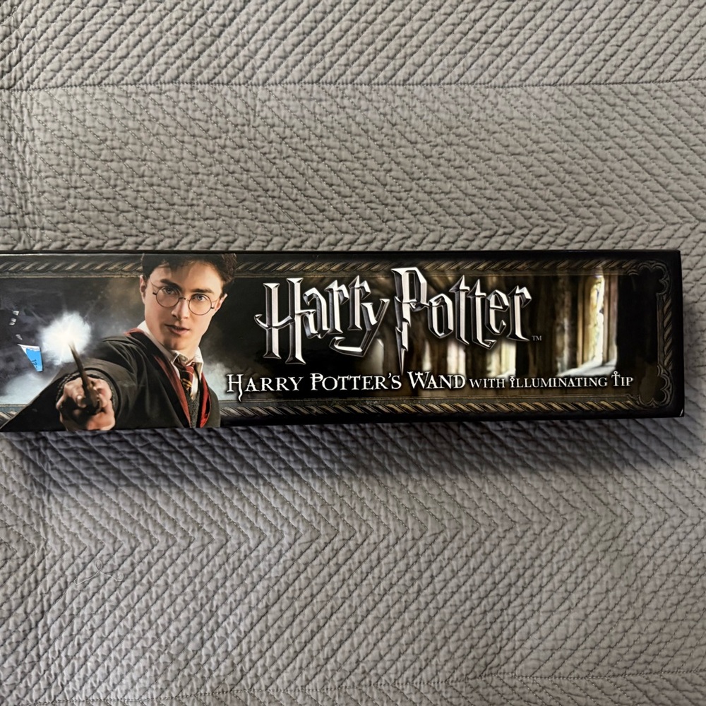 Harry Potter Wand with Illuminating Tip -Not tested